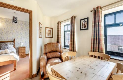 Horncastle House | Juice Trump - Uk36670