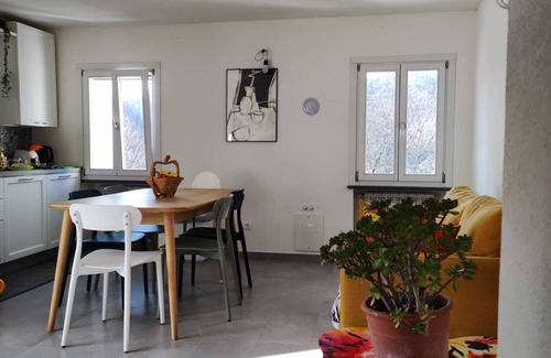 Vernazza Apartment | Jujube House. Cozy accommodation in the Ligurian hills