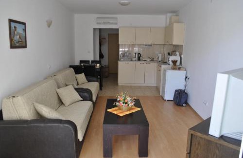 Sunny Beach Apartment | Julia Family Apartments