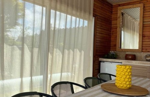 St.-Martin-des-Champs Villa | Julia's house - Private pool and jacuzzi