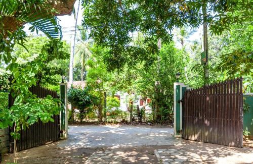 Debarawewa Hotel | Julia Safari Inn