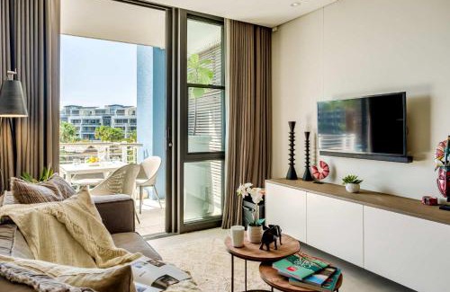 Victoria and Alfred Waterfront Apartment | Juliette 307
