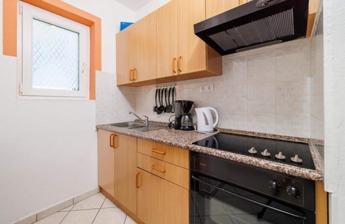 Povile Apartment | Julija apartment 70m from beach