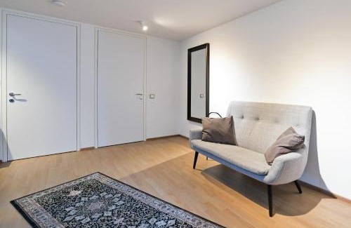 Alsergrund Apartment | Julius 24 - Stylish Haven, 5 Mins to City Center