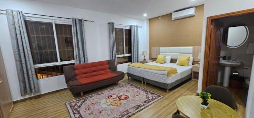 Madame's Estate Apartment | July