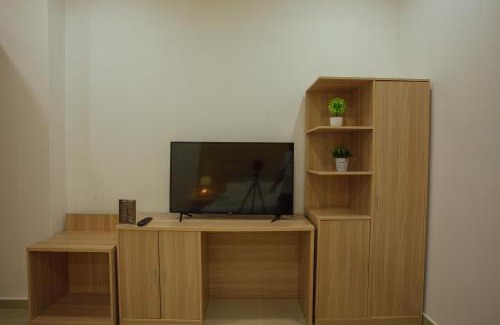Madame's Estate Apartment | July