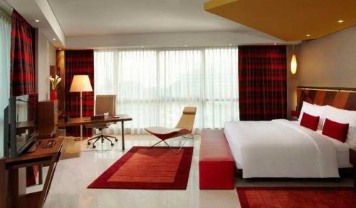 Garhoud Hotel | Jumeirah Creekside Dubai