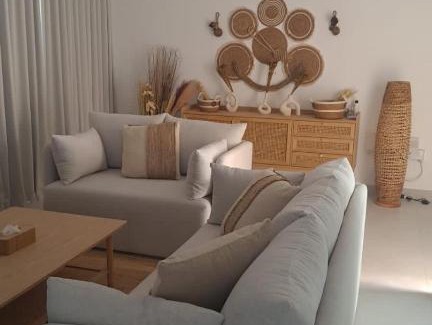 Jumeira 1 House | Jumeirah Three Bedroom Villa