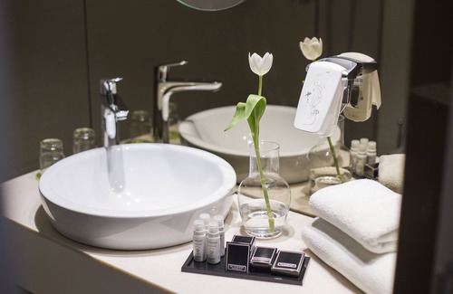 Savamala Hotel | Jump INN Hotel Belgrade