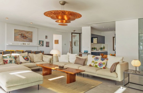 Taglio-Isolaccio House | June 1-15 Luxury Beachfront Villa With Heated Spa Pool