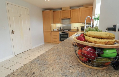 Wool Cottage | JUNE COTTAGE, pet friendly, country holiday cottage in Wool