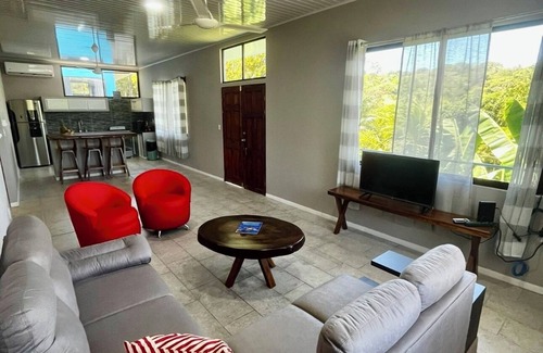 Valle Pura Vida Condo | Jungle Condo upstairs unit 2BR/1B full kitchen free parking