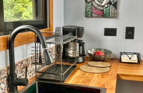 Manuel Antonio Apartment | Jungle Glory Homes' La Joya