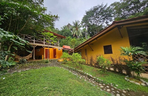 Uvita Cottage | Jungle life casita & private waterfall in Uvita!