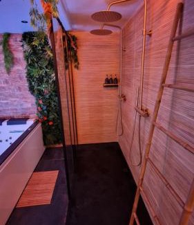 Serris Apartment | Jungle Love avec Balnéo à 10 min de Disneyland Paris