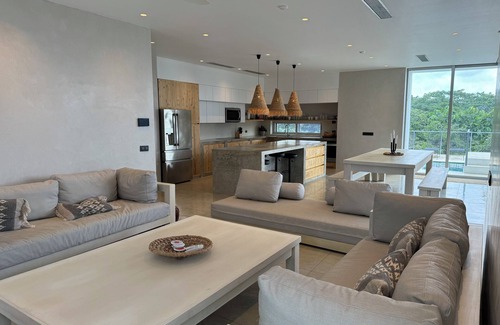 Ostional House | Jungle Paradise. Luxury 3-bedroom house with Pool & Hot Tub