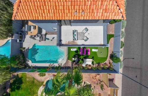 Mesa House | Jungle Themed Retreat | Pool | Jacuzzi | Game Room