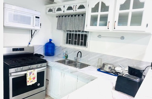 Georgetown Apartment | Junior Suite in Pigeon Island