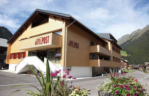 Au House | Junior Suite with Balcony - Alpen Hotel Post *