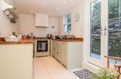 Dartmouth Cottage | Juniper Cottage