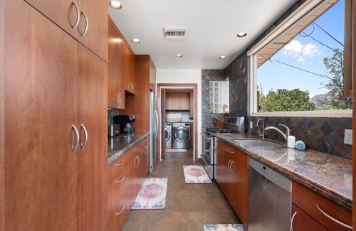 West Sedona House | Juniper Ranch Main House - Private, Central, Views