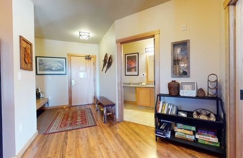 Mammoth Lakes Condo | Juniper Springs Lodge 539 Deluxe Condo Great Complex Amenities near Ski-In Ski-Out by RedAwning