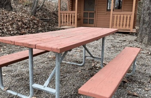 Oaks Corners Cottage | Junius Pond