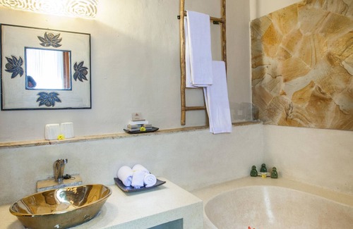Melayang Hotel | Junjungan Ubud Hotel & Spa