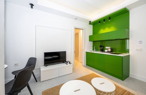 Gumussuyu Mahallesi Hotel | Juno Hotel Taksim