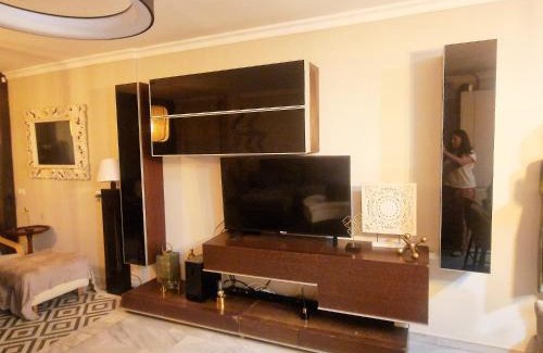 El Faro Apartment | Junto a la playa Mijas Costa Apartamento equipado de lujo con gran jardín