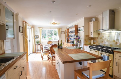 Lyme Regis Cottage | Jurassic Sea View