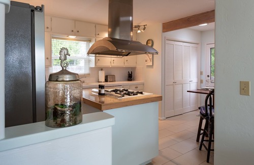 Cayucos Cottage | Just 2 Blocks From The Beach, The Pier & Ocean Av.