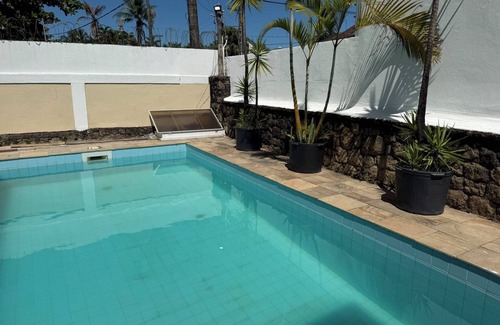 Enseada Apartment | Just 2 blocks from the beach, with swimming pool