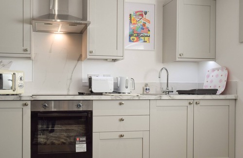 Alcester Cottage | Just a few steps to the centre of the beautiful historic English market town of Alcester in the coun