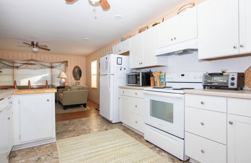 Emerald Isle Cottage | Just a Fluke - Ocean cottage 2nd row