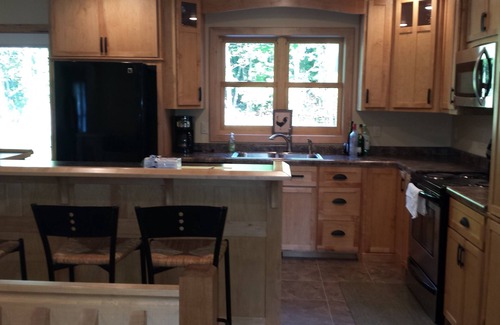 Sturgeon Bay House | Just a short walk or bike ride to downtown Sturgeon Bay.