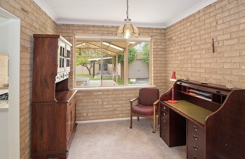 Abbey House | Just Beachy- Large yard, BBQ, WIFI