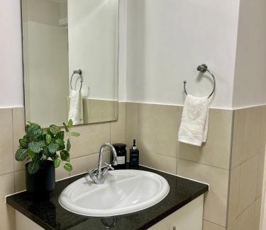 Redhill Apartment | 'Just Beachy' Muizenberg Beach Apartment