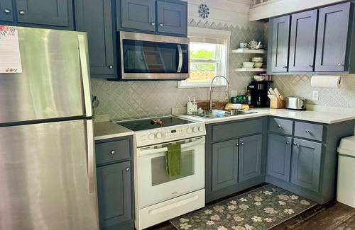 Brevard Cottage | JUST CHILLIN. when I get there