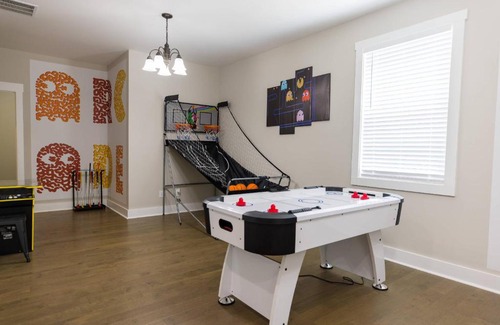 Gainesville House | Just For Kicks