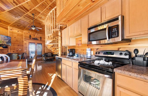 Sevierville Cabin | Just Hangin' Around