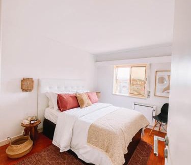 Lanhelas Apartment | Just Like Home - Blue River