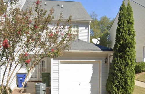 Southwestern House | Just Minutes From Airport & Downtown