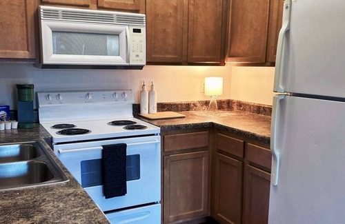 Johnson City Apartment | Just minutes from downtown Johnson City, ETSU, JCMC, and Milligan College