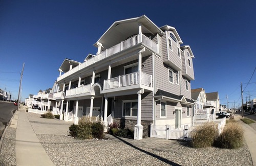 Townsend's Inlet House | Just off Beach Block Spacious Town Home with and easy walk to the Beach!