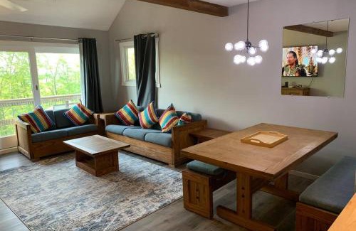 Village at Camelback House | Just renovated Camelback SKI-ON/OFF,SNOW TUBING,PAINTBALL