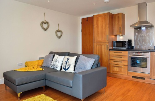 Castle Apartment | Just Stay Wales - Meridian Bay