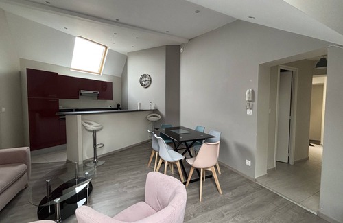Bourges Apartment | Just Steps from Palais Jacques Cœur – Comfortable