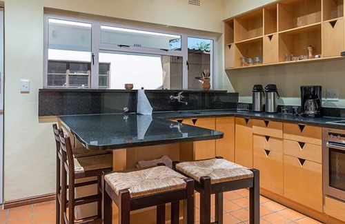 Somerset West Cottage | Just Unwind