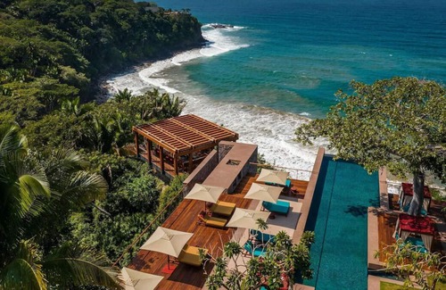 Lo de Marcos House | Just What You Were Looking For! Pools, Beachfront, Free Breakfast, Pets Allowed!